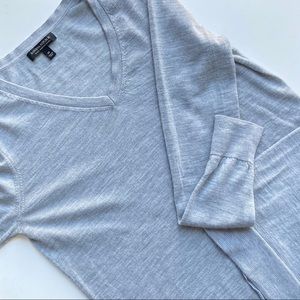 Banana Republic merino v-neck sweater gray